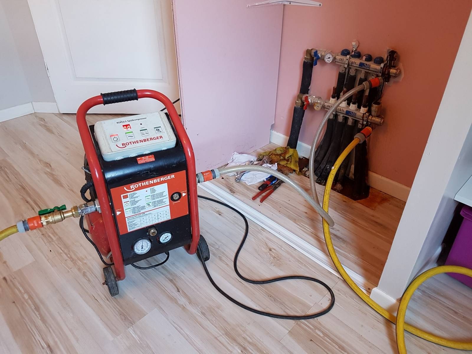 Çayırova Cumhuriyet Beko Hermetik Şofben Kombi Bakımı